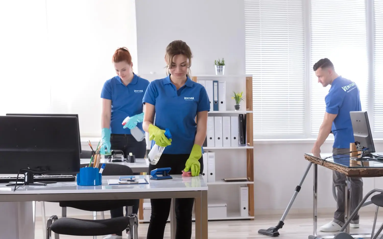 Aprire un’impresa di pulizie: la guida pratica per iniziare subito